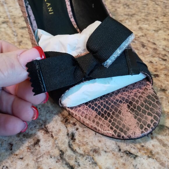 Antonio Melani Pink Snake Skin Bowtique Peep Toe Heels NIB - Picture 4 of 11